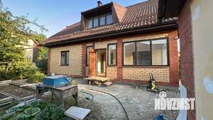 Дом 175м&sup2;, 2-этажный, участок 4 сот.  