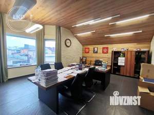 Дом 188м&sup2;, 2-этажный, участок 8 сот.  