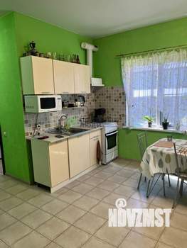 Дом 72м², 2-этажный, участок 6 сот.  
