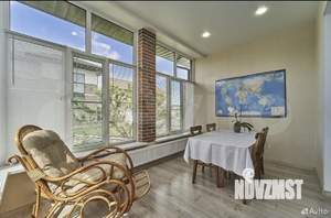 Дом 290м&sup2;, 2-этажный, участок 10 сот.  