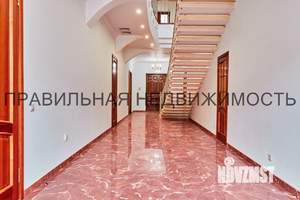 Дом 600м&sup2;, 2-этажный, участок 7 сот.  