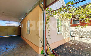 Дом 200м², 2-этажный, участок 10 сот.  