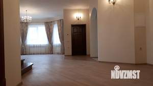 Дом 275м², 2-этажный, участок 5 сот.  