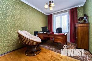Дом 241м², 2-этажный, участок 14 сот.  