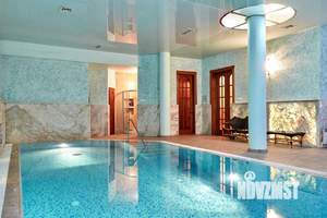 Дом 565м&sup2;, 2-этажный, участок 8 сот.  