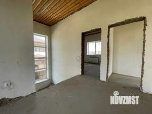 Дом 162м&sup2;, 2-этажный, участок 4 сот.  