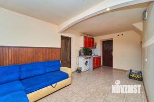 Дом 205м&sup2;, 2-этажный, участок 4 сот.  