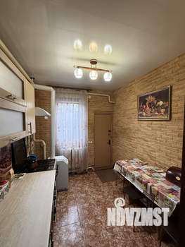 Дом 42м&sup2;, 1-этажный, участок 6 сот.  