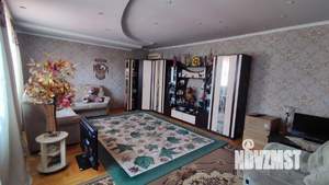 Дом 181м², 3-этажный, участок 2 сот.  