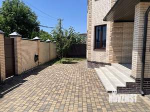 Дом 170м&sup2;, 2-этажный, участок 4 сот.  