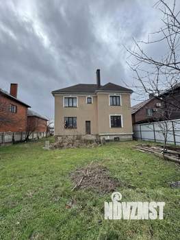 Коттедж 361м&sup2;, 2-этажный, участок 8 сот.  