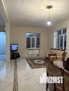 Дом 400м&sup2;, 2-этажный, участок 6 сот.  