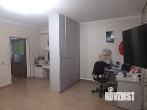 Дом 307м², 3-этажный, участок 4 сот.  