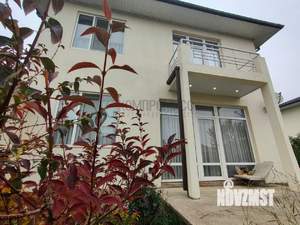 Дом 136м&sup2;, 2-этажный, участок 6 сот.  