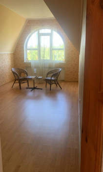 Дом 225м&sup2;, 2-этажный, участок 4 сот.  