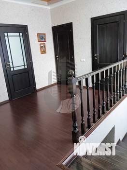 Дом 272м&sup2;, 2-этажный, участок 8 сот.  