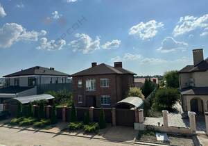 Дом 180м², 2-этажный, участок 5 сот.  