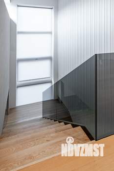 Дом 400м&sup2;, 2-этажный, участок 7 сот.  