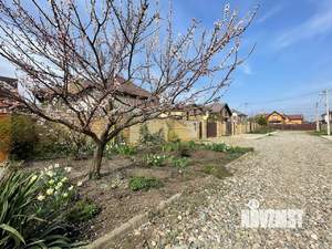 Дом 297м&sup2;, 2-этажный, участок 7 сот.  