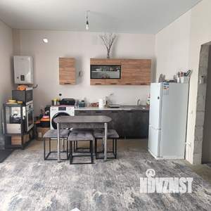 Дом 99м&sup2;, 2-этажный, участок 3 сот.  