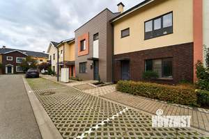 Таунхаус 140м&sup2;, 3-этажный, участок 2 сот.  