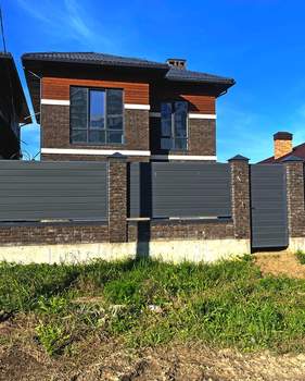 Дом 170м&sup2;, 2-этажный, участок 5 сот.  