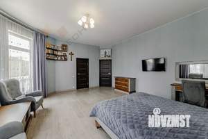 Дом 231м², 2-этажный, участок 4 сот.  