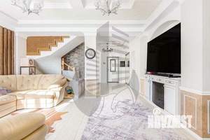 Дом 257м&sup2;, 2-этажный, участок 7 сот.  