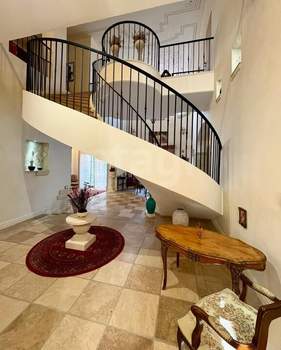 Дом 496м², 2-этажный, участок 16 сот.  