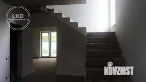 Дом 1600м², 2-этажный, участок 6 сот.  