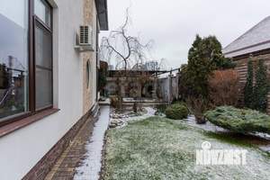 Дом 341м&sup2;, 2-этажный, участок 8 сот.  