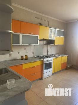 Дом 180м², 2-этажный, участок 4 сот.  