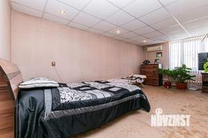 Дом 175м&sup2;, 3-этажный, участок 1 сот.  