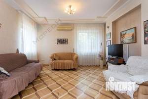 Дом 161м², 2-этажный, участок 7 сот.  