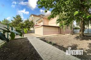 Дом 230м², 2-этажный, участок 8 сот.  