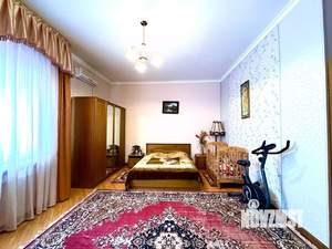 Дом 579м², 2-этажный, участок 14 сот.  
