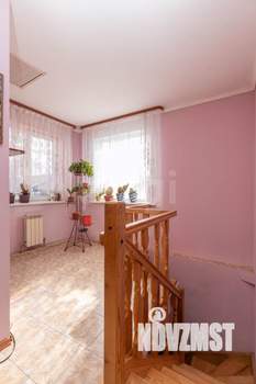 Дом 197м&sup2;, 3-этажный, участок 4 сот.  