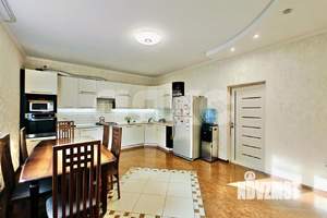 Дом 185м&sup2;, 1-этажный, участок 10 сот.  