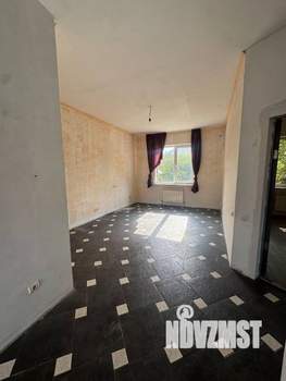 Дом 120м&sup2;, 2-этажный, участок 5 сот.  