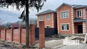 Дом 130м&sup2;, 2-этажный, участок 3 сот.  