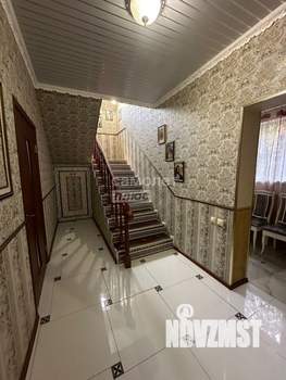 Дом 217м&sup2;, 3-этажный, участок 4 сот.  