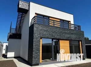 Дом 250м², 2-этажный, участок 6 сот.  