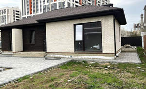 Дом 146м&sup2;, 1-этажный, участок 7 сот.  