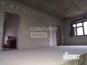 Дом 330м&sup2;, 3-этажный, участок 6 сот.  