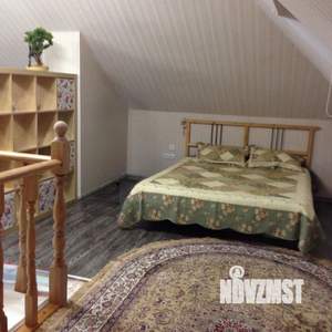 Дом 152м&sup2;, 2-этажный, участок 4 сот.  