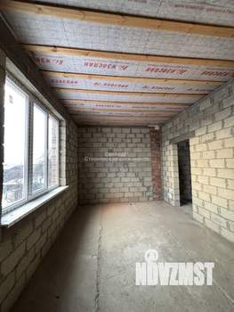 Дом 290м&sup2;, 2-этажный, участок 3 сот.  