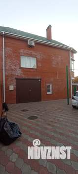 Дом 198м², 3-этажный, участок 5 сот.  