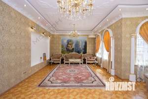 Дом 650м², 4-этажный, участок 6 сот.  