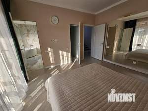 Дом 135м&sup2;, 2-этажный, участок 3 сот.  