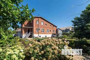 Дом 513м&sup2;, 2-этажный, участок 13 сот.  